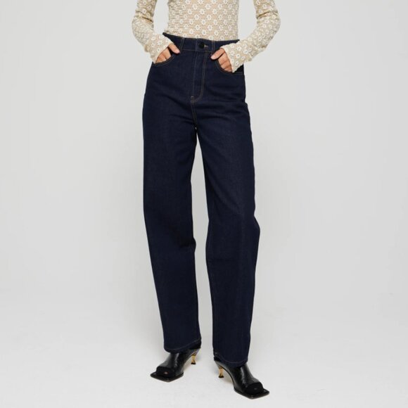 DEWI Jean - Picture 3 of 12